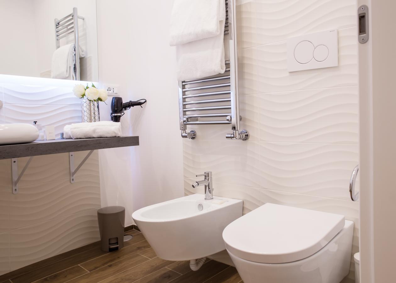 Nazionale Palace Suites โรม ภายนอก รูปภาพ
