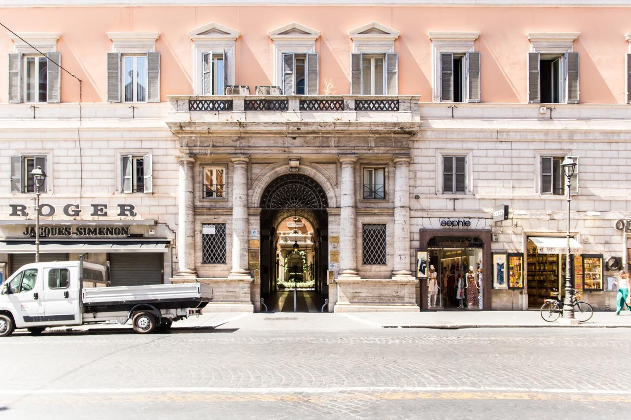 Nazionale Palace Suites โรม ภายนอก รูปภาพ